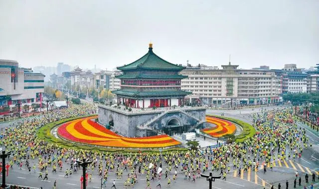 如何通过力量训练改善篮球运动员的速度和敏捷性?_0